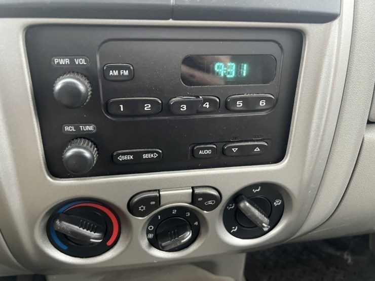 2008-chevrolet-colorado-image-29