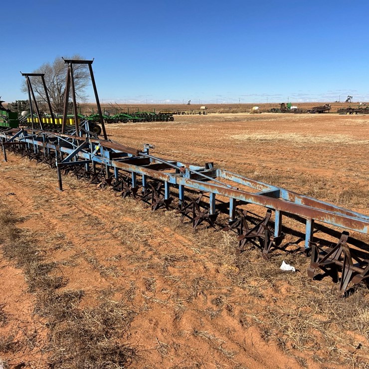 #70 • Sam Stevens Sand Fighter