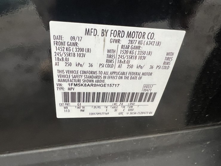 2017-ford-explorer-image-10