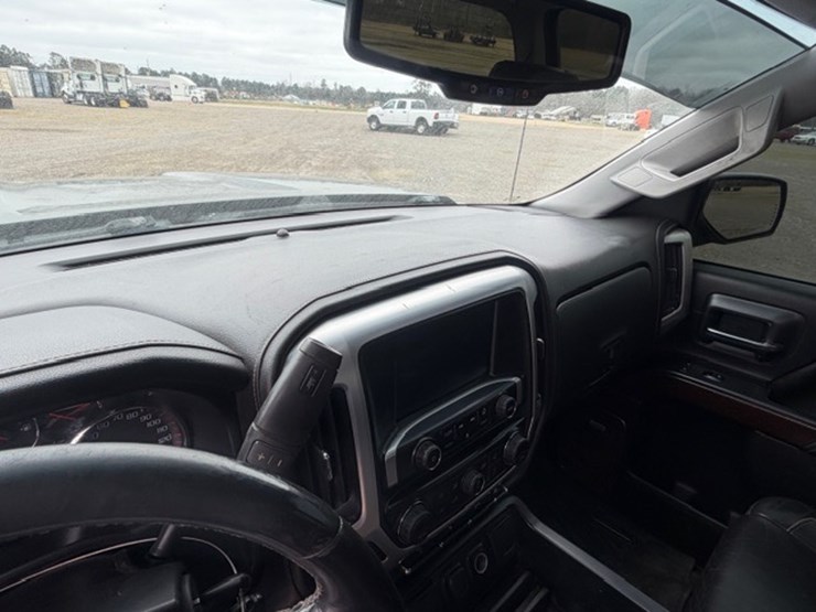 #428-•-2015-gmc-k1500-pickup-image-46