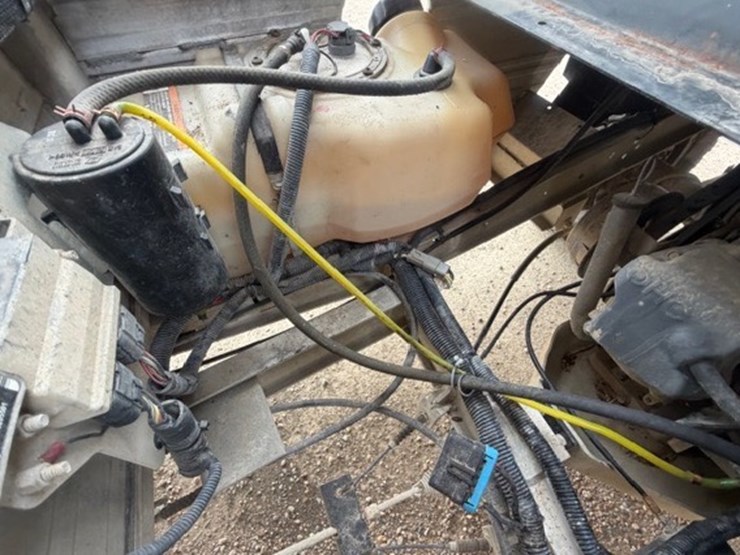 #01036-•-club-car-carryall-500-|-no-title-image-31