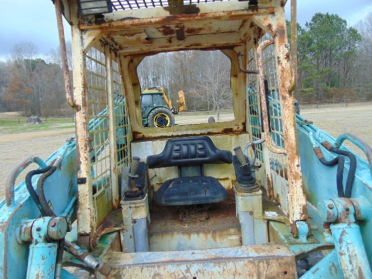 takeuchi-tl26-image-8