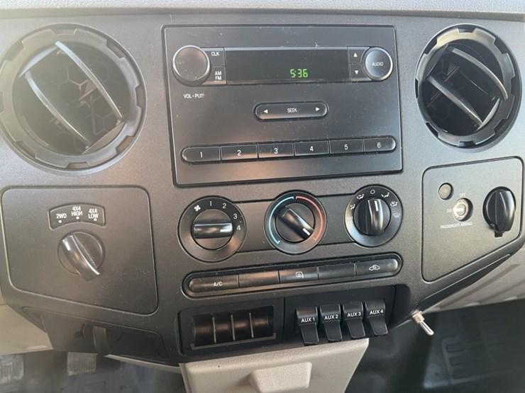 2009-ford-f350-sd-image-32