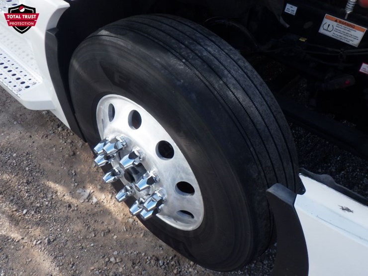 2024-freightliner-cascadia-126-image-29