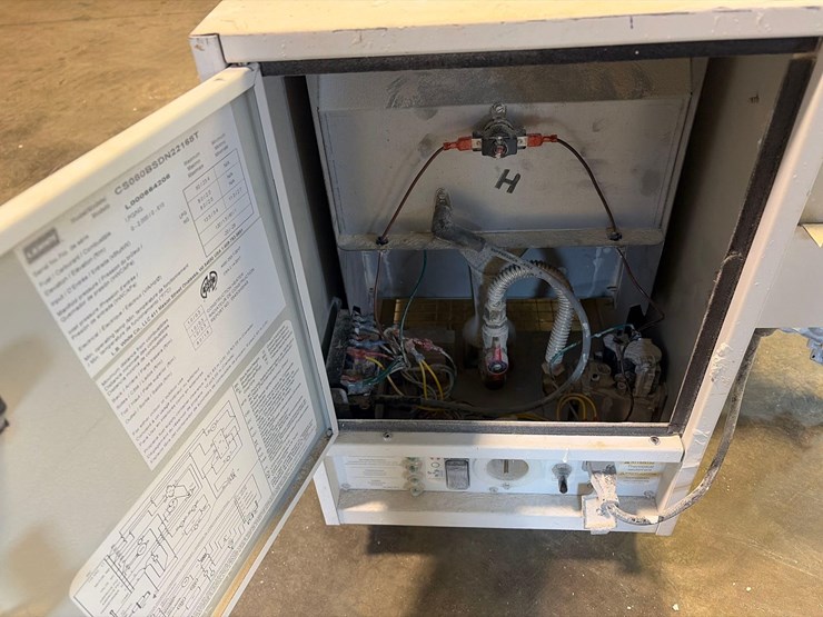 l.b.-white-premier-80df-heater-image-5