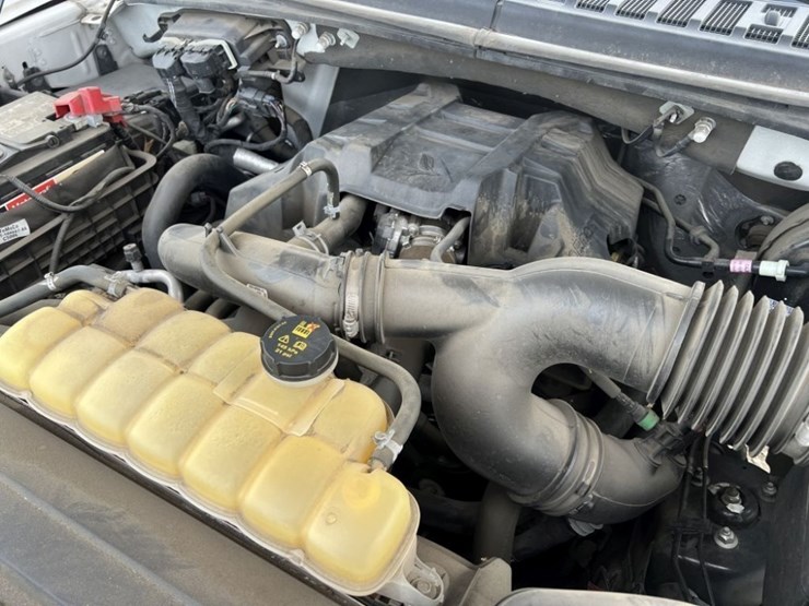 2017-ford-f150-xlt-image-36