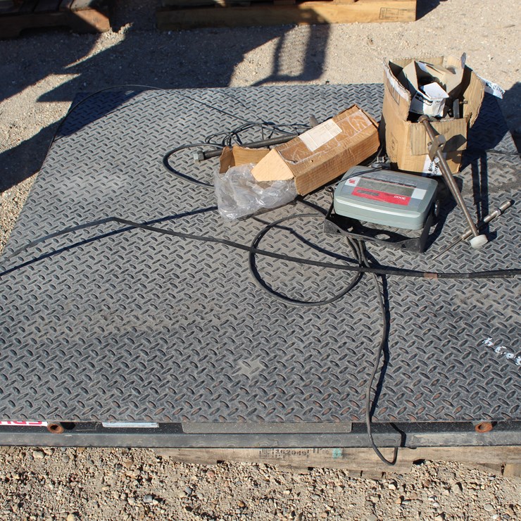 #3460 • OHAUS WEIGHT SCALE