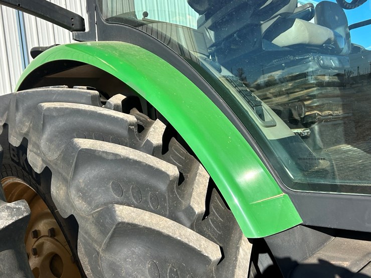 2010-john-deere-8295r-image-13