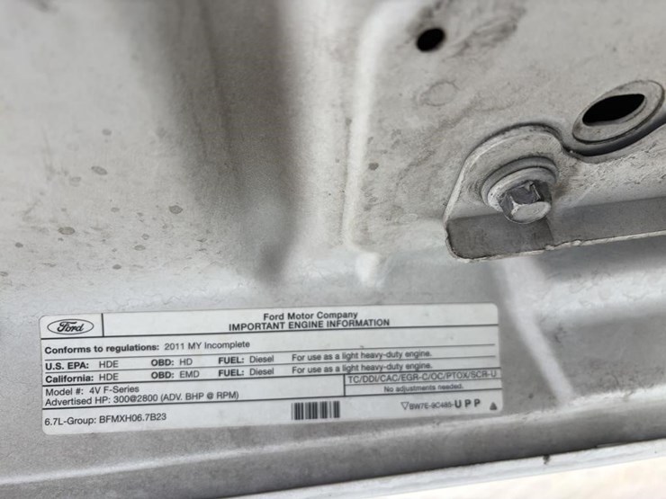 2011-ford-f550-image-8