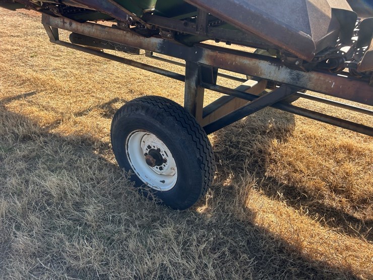 john-deere-845-image-6