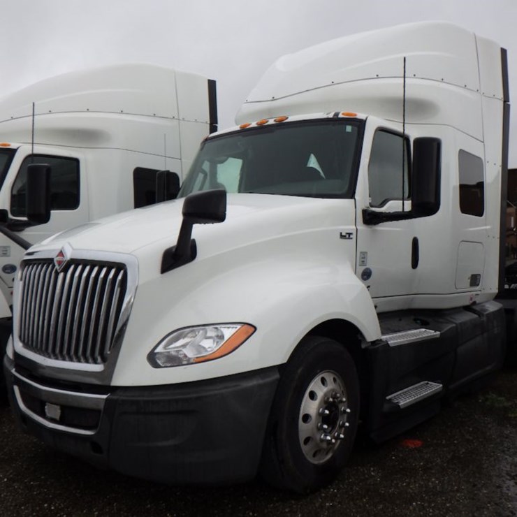 2019 INTERNATIONAL LT