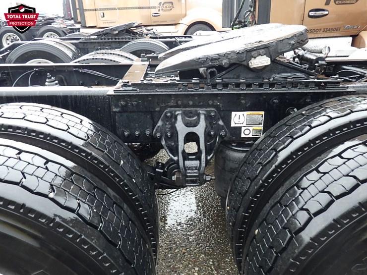 2022-kenworth-t680-image-7