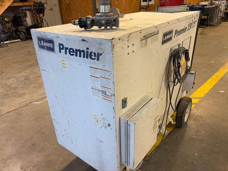 l.b.-white-premier-350df-heater-image-1