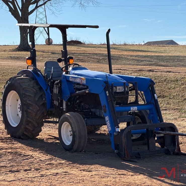 NEW HOLLAND TN55