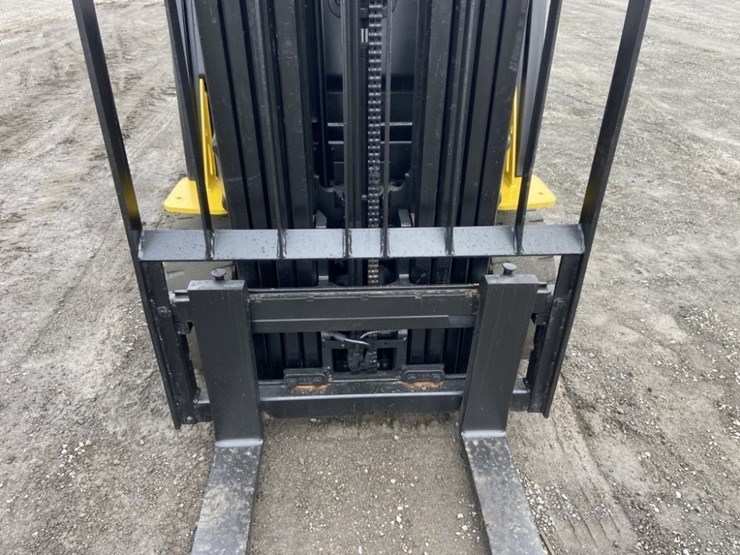 2017-yale-veracitor-60vx-forklift-image-27