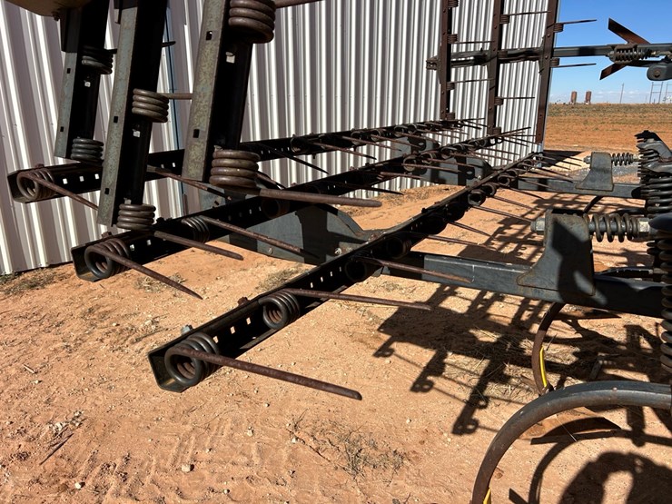 john-deere-680-image-6