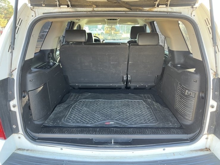 2009-chevrolet-tahoe-image-23