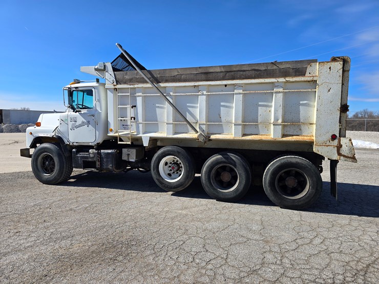 1998-mack-dm600-image-5