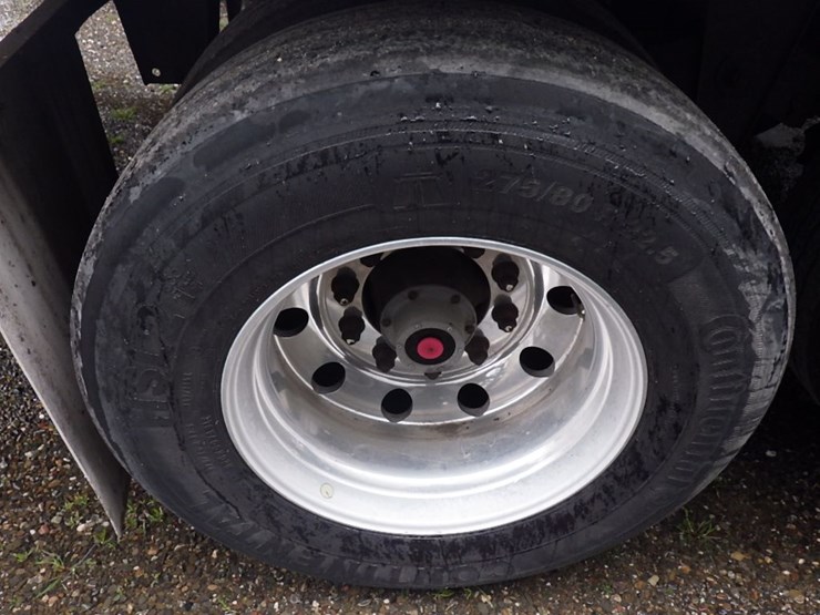 2016-hyundai-reefer-image-13