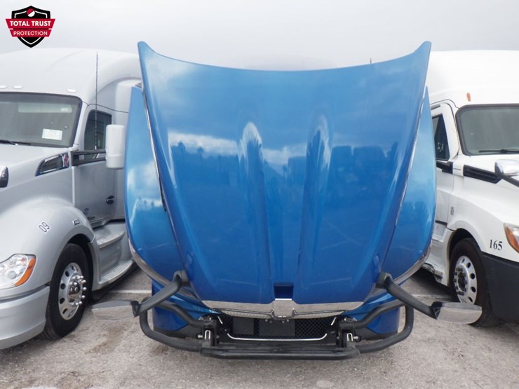 2022-kenworth-t680-image-23