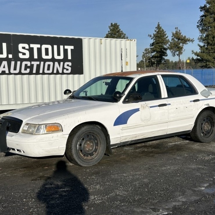 2007 Ford Crown Victoria Sedan