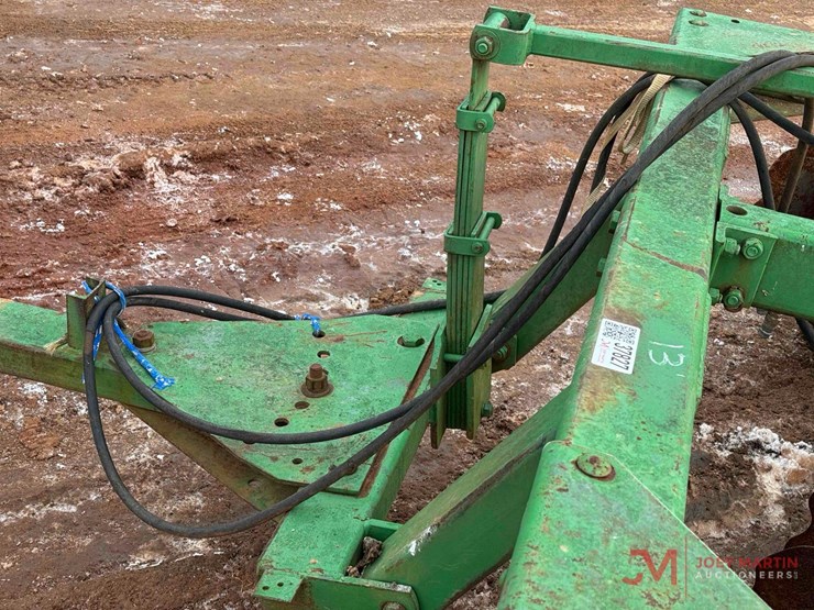 john-deere-13'-adjustable-disk-harrow-image-19