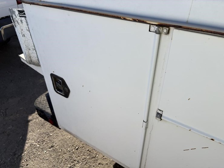 2008-chevrolet-2500-image-31