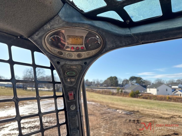 2019-bobcat-t590-image-15