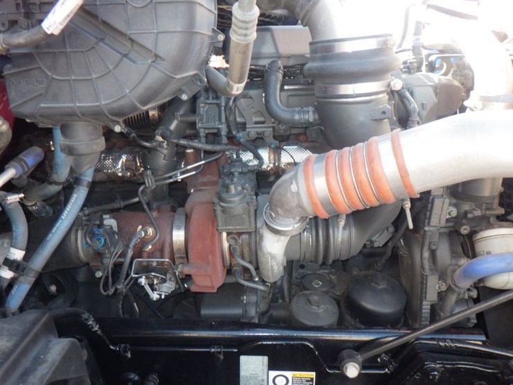 2020-kenworth-t680-image-26