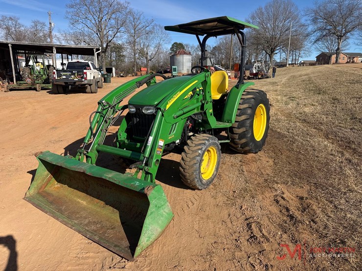 john-deere-4105-image-4