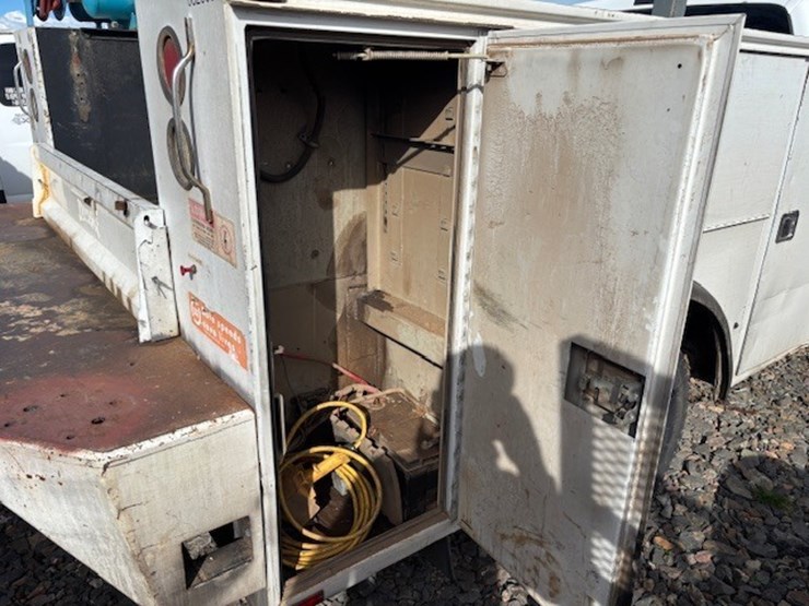 2008-ford-f550-sd-image-19