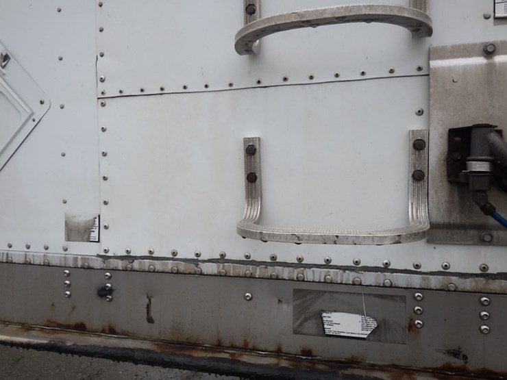 2016-great-dane-champion-se-image-4