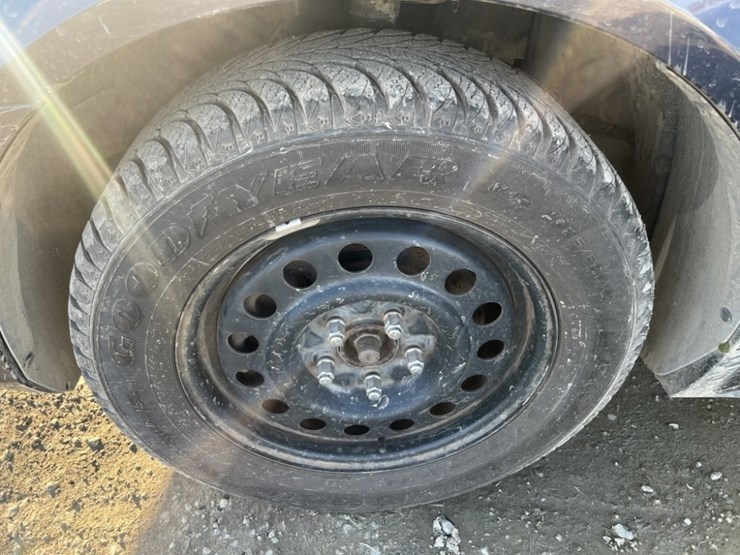 2011-chevrolet-impala-sedan-image-15