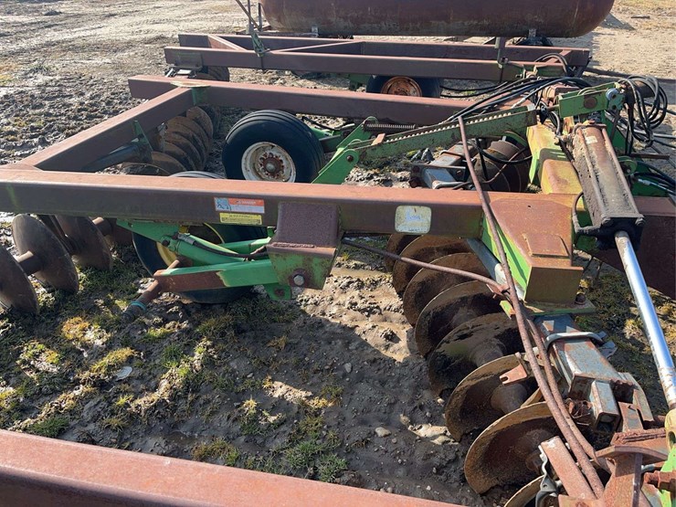 john-deere-630-image-7