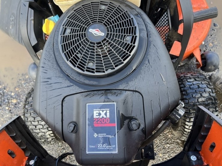 husqvarna-yth22v46-ride-on-lawn-mower-image-19