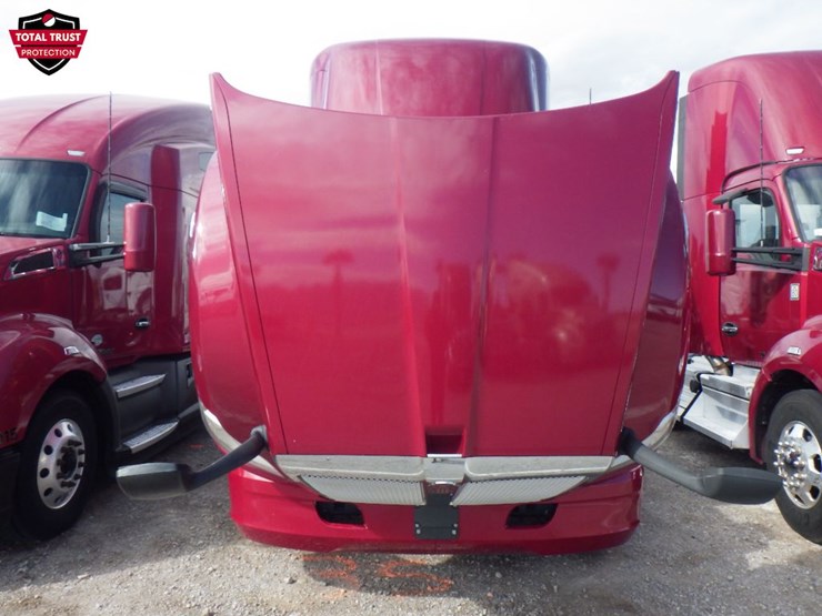 2020-kenworth-t680-image-21