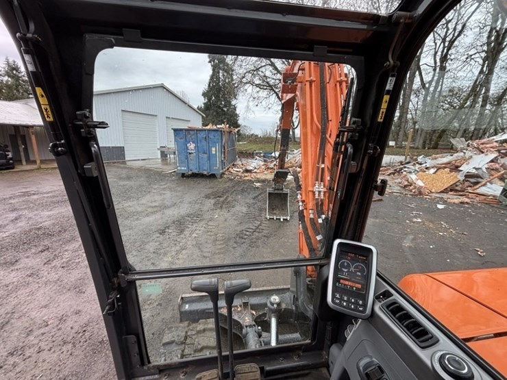 2022-doosan-dx85r-3-image-27