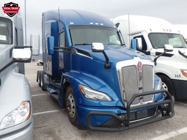 2022-kenworth-t680-image-3
