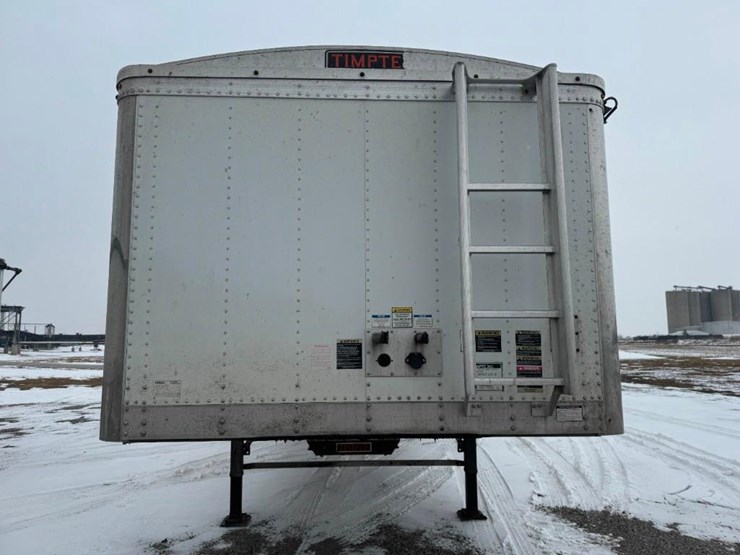 2017-timpte-hopper-bottom-image-7