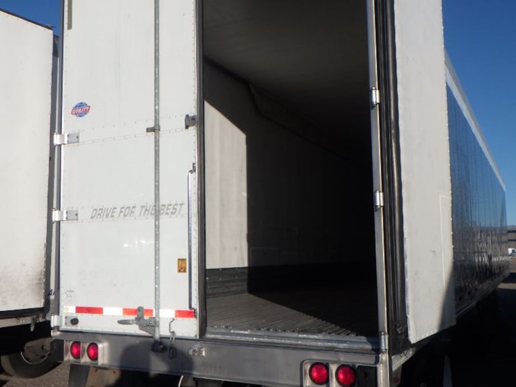 2017-utility-3000r-image-15