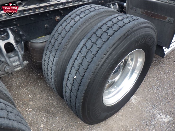 2020-kenworth-t680-image-5