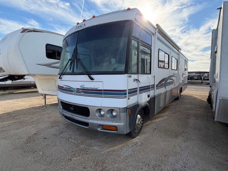 2000-itasca-suncruiser-37g-class-a-rv-image-1