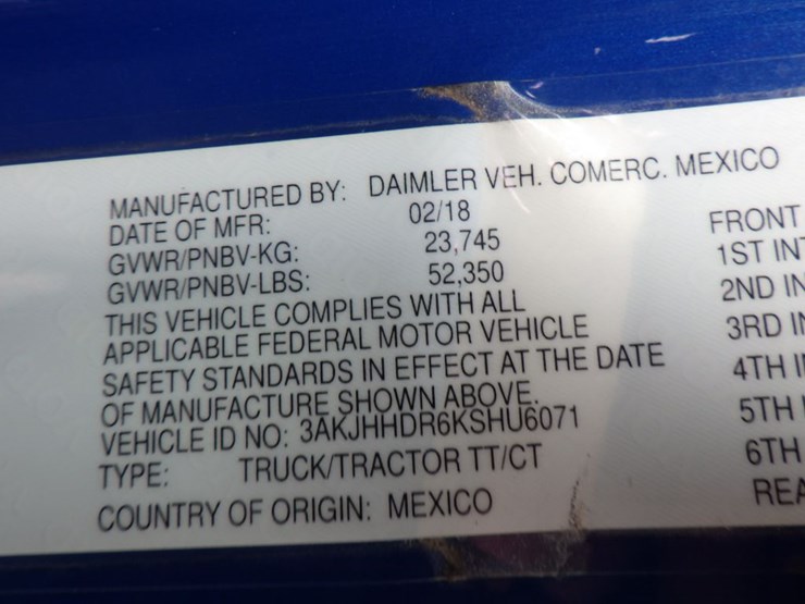 2019-freightliner-cascadia-126-image-29