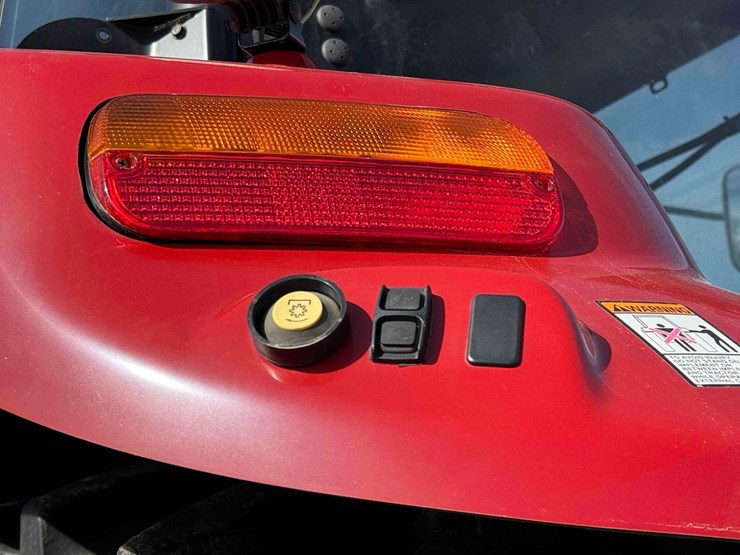 2010-case-ih-275-image-22