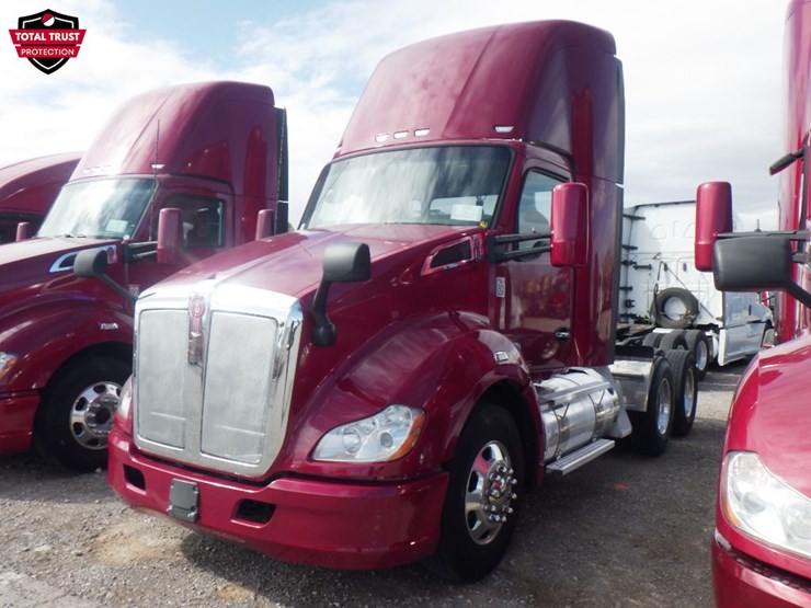 2020-kenworth-t680-image-1