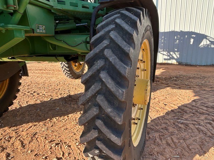 john-deere-4930-image-22