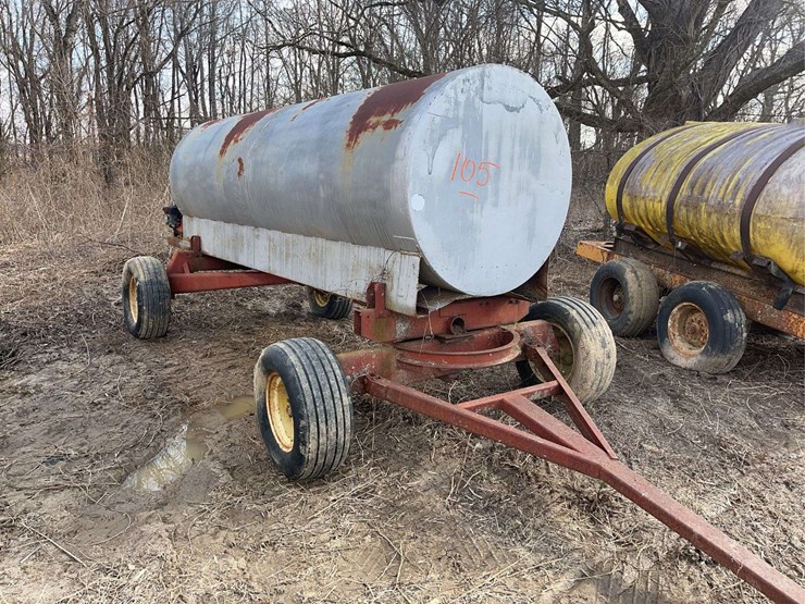 galvanized-1000-gallon-water-trailer-image-1
