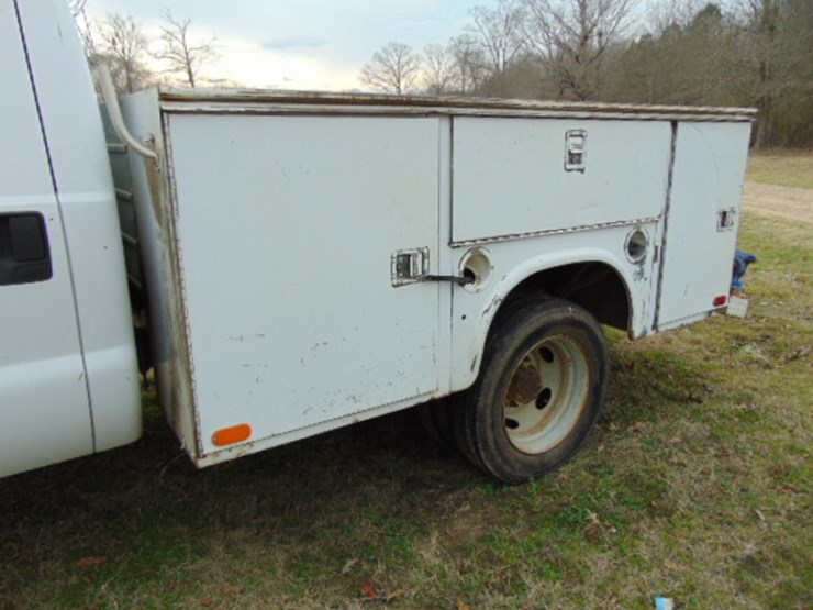 2007-ford-f550-image-6