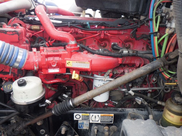 2016-kenworth-t680-image-26