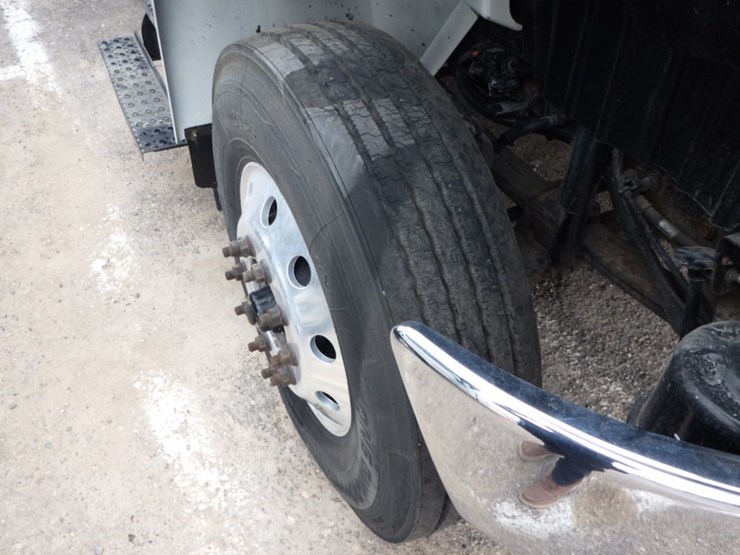 2022-international-mv607-image-27